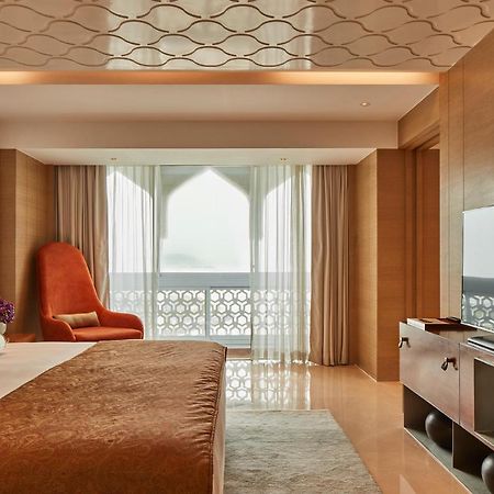فندق ذا تاج محل تاور مومباي المظهر الخارجي الصورة A bedroom at Taj Bengal